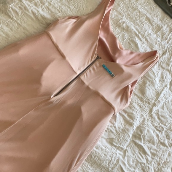 Alice and Olivia women sleeveless peplum Dress 👗 pale plum size WAS gently worn - Picture 13 of 15